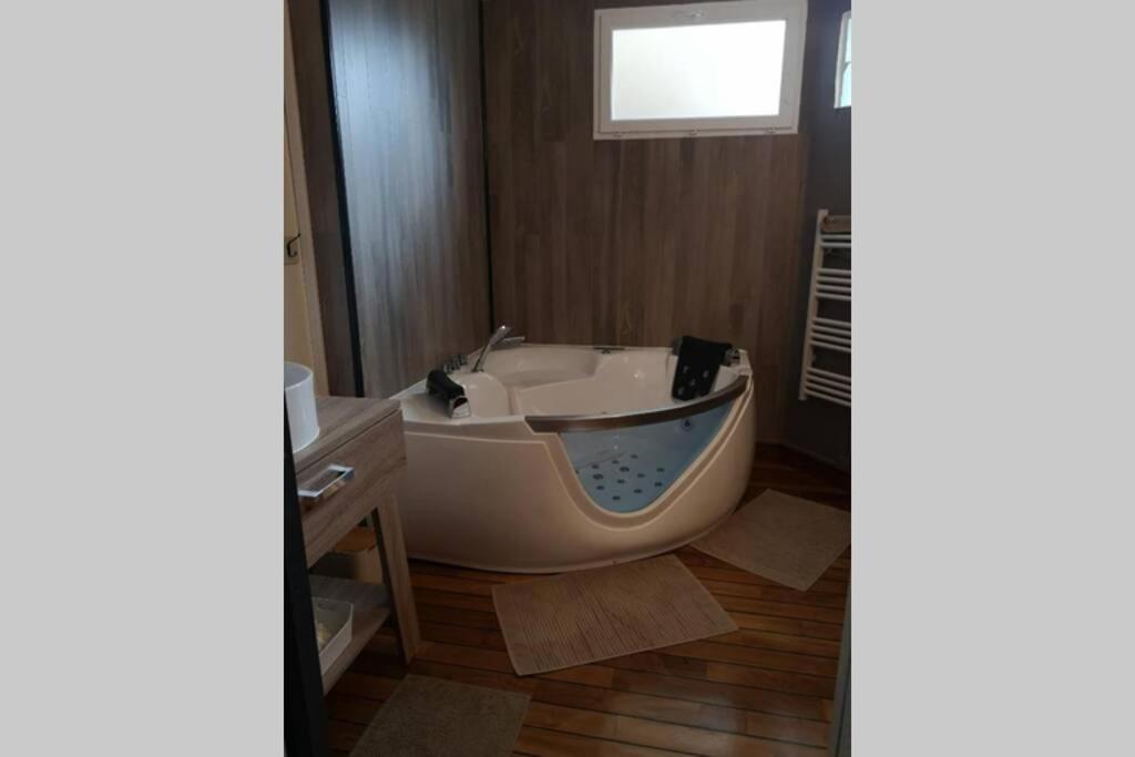 Appartement, Les Templiers, Rdc Vue Mer Proche Centre Ville Houlgate Exteriör bild